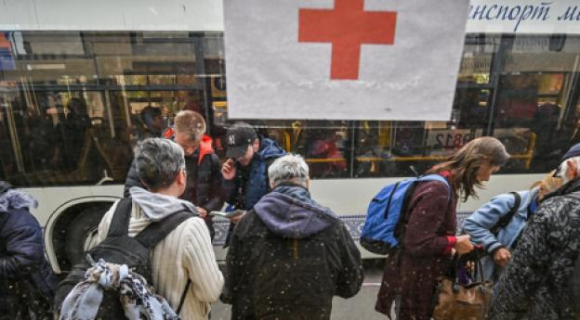 2 Chien Su Toi 65 Nga Giam Cac Dot Khong Kich Nhung Tiep Tuc Doi Phao