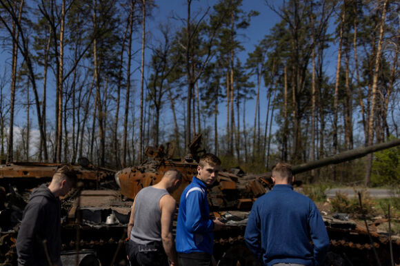 2 Tong Thong My Sap Het Tien Vien Tro Cho Ukraine