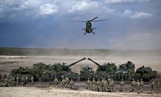 3 Bo Truong Bo Quoc Phong Anh Noi Se Bao Ve Phan Lan Khoi Nga Bat Ke Tu Cach Nato