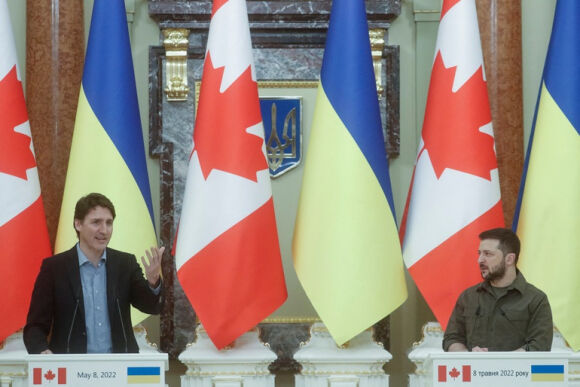 1 Thu Tuong Canada Tham Kiev Cam Ket Vien Tro Them Vu Khi Cho Ukraine