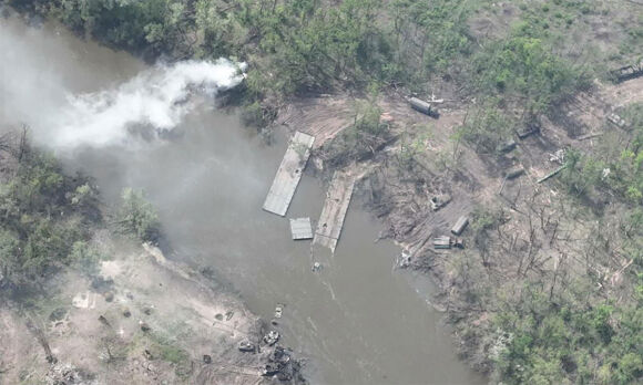 2 Ukraine Phao Kich Cau Phao Ngan Quan Nga Vuot Song