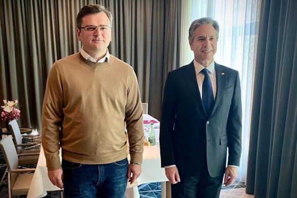 1 Them Nhieu Vu Khi My Tren Duong Toi Ukraine Nga Co The Da Mat 13 Quan So