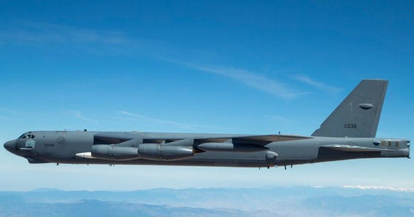 1 Phao Dai Bay B 52 My Ban Thu Thanh Cong Vu Khi Sieu Vuot Am