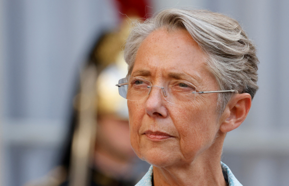 1 Phap Lai Co Nu Thu Tuong Sau Hon 30 Nam