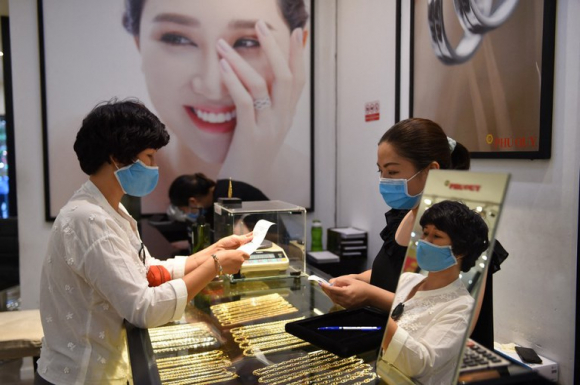 2 Vi Sao Gia Vang Mieng Trong Nuoc Qua Cao So Voi The Gioi