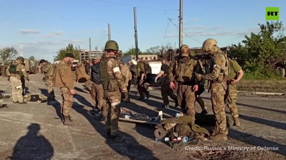 2 Ly Do Ukraine Khong The Giai Vay Cho Phao Dai Azovstal