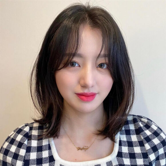 12 4 Kieu Toc Ngan Khong Can Cat Mai Van Giup Mat Thanh Thoat Nhin Goc Nao Cung Xinh