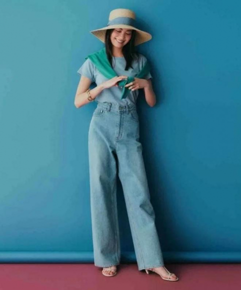 3 Hay Luon Giu 3 Chiec Ao Phong Nay Sau Tuoi 40 Chung Dien Voi Quan Vay Rat Dep Va Du Thoi Trang Cho Ca Mot Mua He