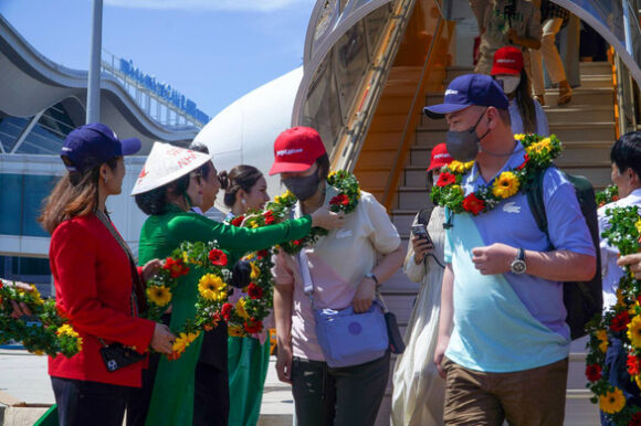 1 Gia Ve May Bay Di Nhat Han Tang Tung Ngay