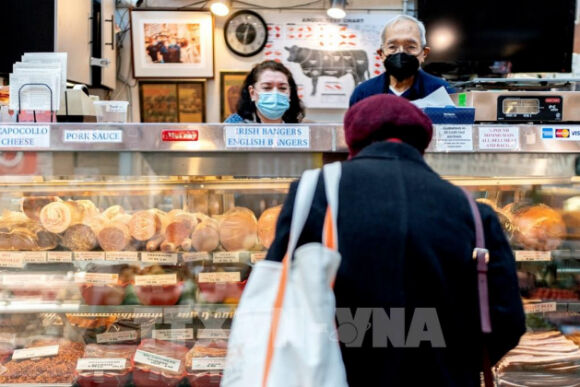 1 My Suc Ep Tai Chinh Tang Manh O Cac Do Thi Dong Dan