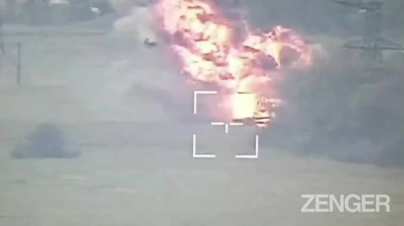 1 Video Ukraine Phong Ten Lua No Tung Xe Quan Su Nga