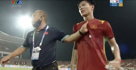 4 Hlv Park Hang Seo Guc Khoc Khi U23 Viet Nam Gianh Hcv Sea Games 31 Thay Da Vat Va Roi