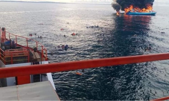 1 Tau Cho Hon 100 Nguoi O Philippines Boc Chay It Nhat 7 Nguoi Chet