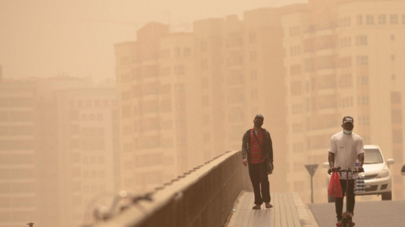 4 Bao Cat Nhuom Cam Troi Trung Dong Hang Ngan Nguoi Nhap Vien