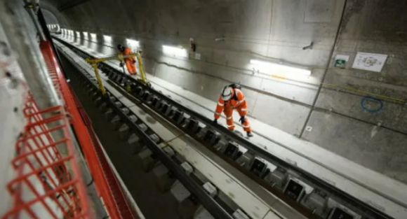 8 Crossrail  Duong Ham Tau Dien Ngam Lon Nhat Chau Au Di Vao Hoat Dong