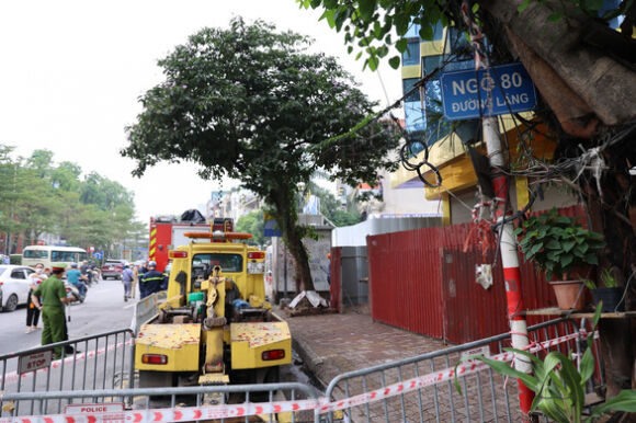 1 Ha Noi Pha Do Ngoi Nha Xay Dung Sai Phep Tai So 84 Duong Lang