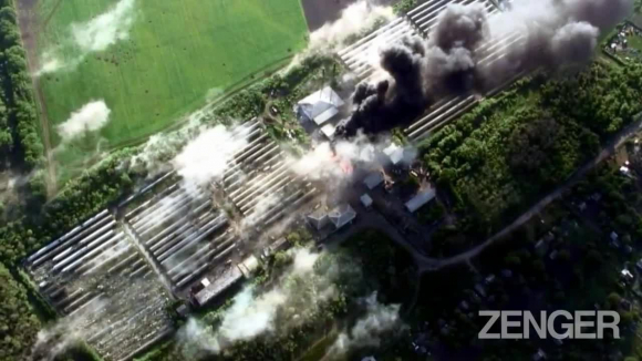 1 Ukraine Tung Video Tan Cong Can Cu Nga Dot Chay Hang Loat Xe Tang