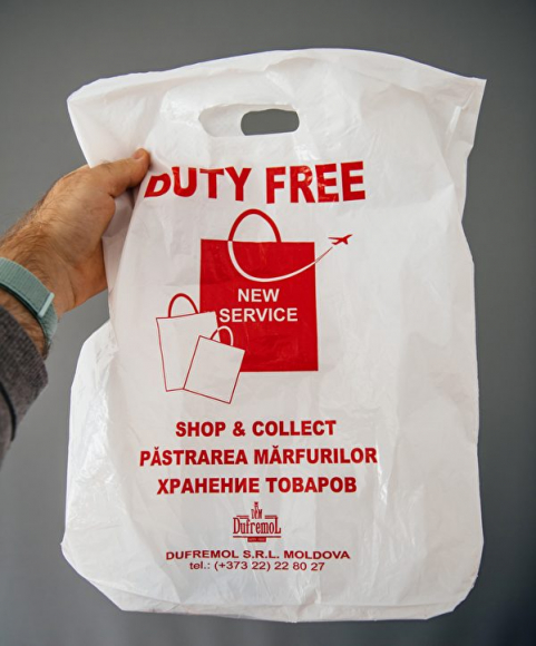 2 Tiep Vien Hang Khong Tiet Lo Cach Mang Them Hanh Ly Len May Bay Ma Khong Phai Tra Tien