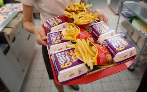 6 Chan Dung Doanh Nhan Mua Hon 800 Cua Hang Mcdonalds Tai Nga