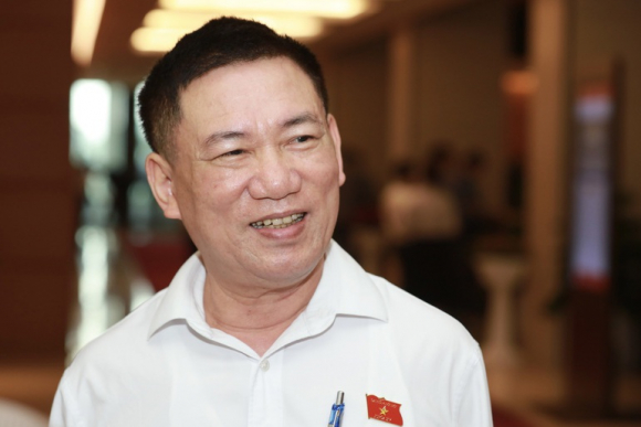 1 Hang Chong Dich Cap Toc Mac Ket 6 Thang Bo Truong Tai Chinh Noi Gi