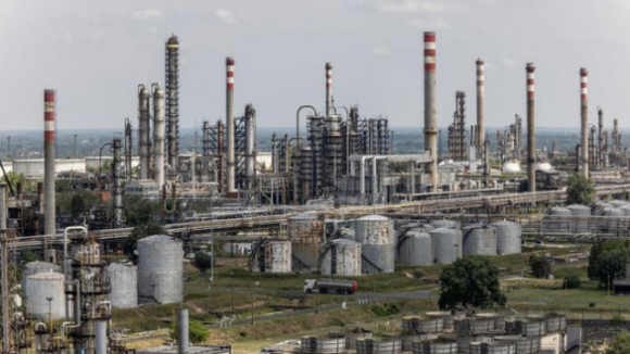 1 Ukraine De Doa Hungary Vi Chan Lenh Trung Phat Nga