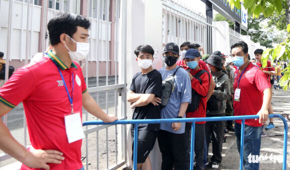 5 Nguoi Sai Gon Doi Nang Hon 3 Tieng De Mua Ve Tran Viet Nam Afghanistan