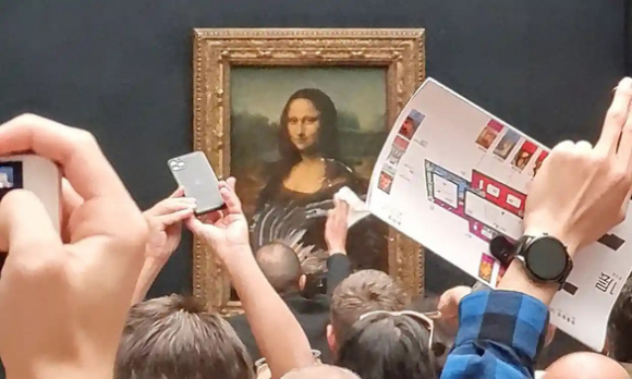 1 Kiet Tac Mona Lisa Bi Tret Banh Kem