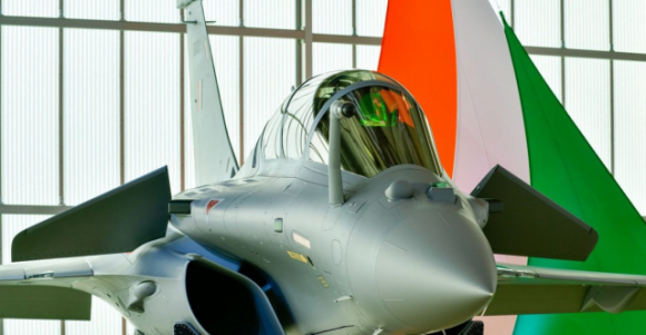 1 An Do Cat Giam 12 Chuong Trinh Mua Sam Chien Dau Co Lon Nhat The Gioi