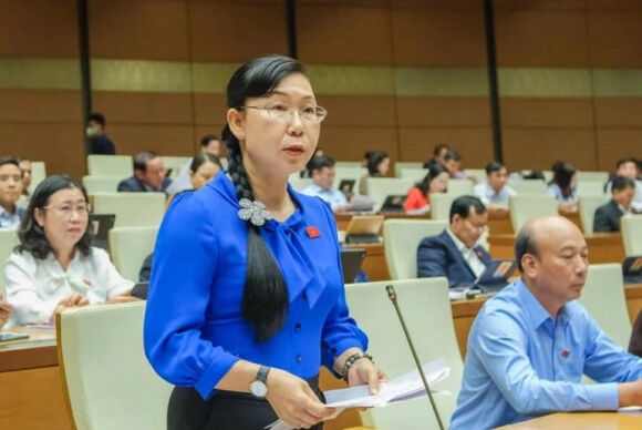 1 Toi Hoa Dien Hoa Dai Khi Chong Suot Ngay Nuc No Khen Co Em Ho