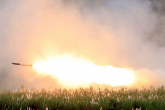 1 Nga Canh Bao Nguy Co Doi Dau Truc Tiep Voi My