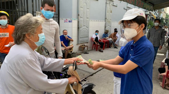 1 Bao Covid 19 Tan Pha Sao Tphcm Van Giam Gan 2000 Ho Ngheo