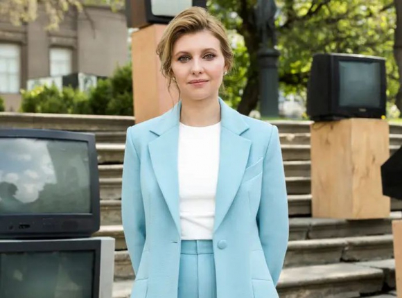 1 De Nhat Phu Nhan Ukraine Len Tieng Viec Nhuong Bo Lanh Tho De Dung Chien Su