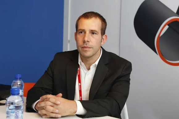 1 Tan Giam Doc Dieu Hanh Facebook La Ai