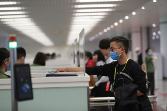 2 Benh Dau Mua Khi Lay Lan Nhanh Can Giam Sat Chat Nguoi Ve Tu Vung Dich