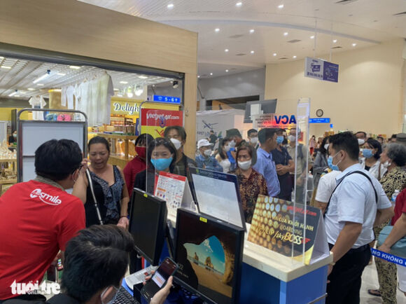 2 Vietjet Bao Diep Khuc Delay Hang Tram Hanh Khach Va Vat Tai Cam Ranh