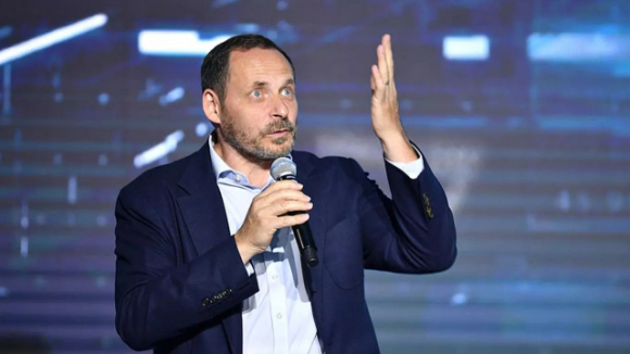 1 Ceo Google Cua Nuoc Nga Tu Chuc