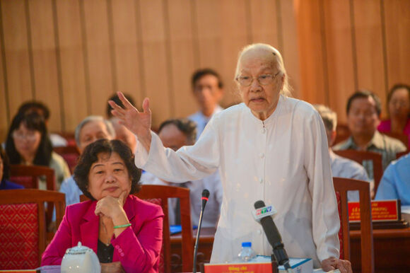 1 Ba Ngo Thi Hue   Phu Nhan Co Tong Bi Thu Nguyen Van Linh Qua Doi