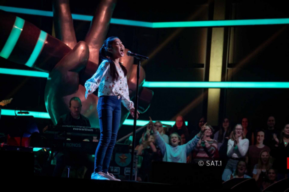 1 Ngoc Thao Tai Nang Viet Nhi O Nuoc Duc