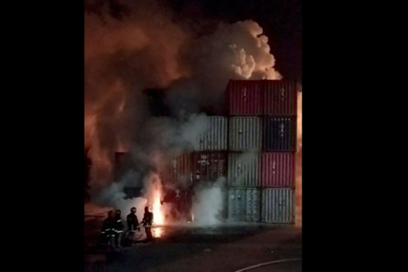 1 35 Nguoi Thiet Mang Hon 450 Nguoi Bi Thuong Trong Vu Chay Kho Chua Container O Bangladesh