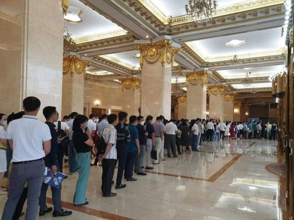 1 Lo Ngai Thoi Gia Tu Viec Doanh Nghiep Ban Nha Kieu Tra Gia Canh Tranh