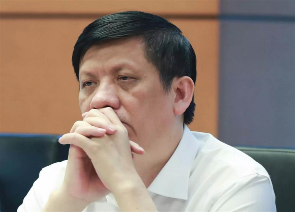 2 Truoc Khi Roi Ghe Bo Truong Y Te Ong Nguyen Thanh Long Noi Gi Ve Vu Viet A