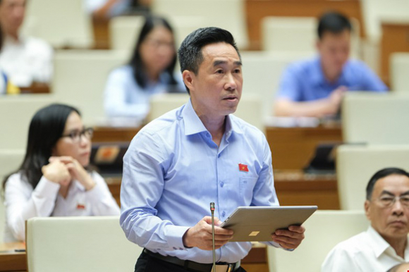 1 Von 10000 Ti Dong Moi La Nha Dau Tu Chien Luoc O Van Phong Lieu Co Dem Tren Dau Ngon Tay