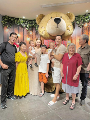 2 Doi Tu Tai Tieng Co Con Trai Rieng Quan He That Su Giua Ho Ngoc Ha Va Bo Me Kim Ly Ra Sao