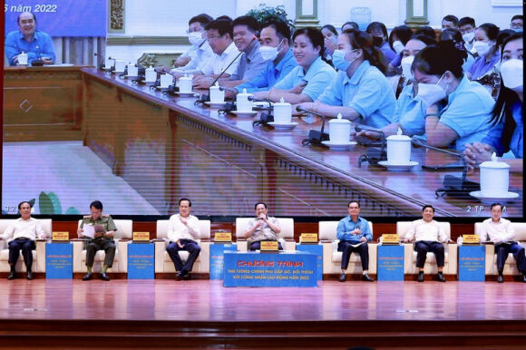 2 Thu Tuong Noi Ve Quyet Dinh Tang Luong Giai Quyet Doi Song Nguoi Lao Dong