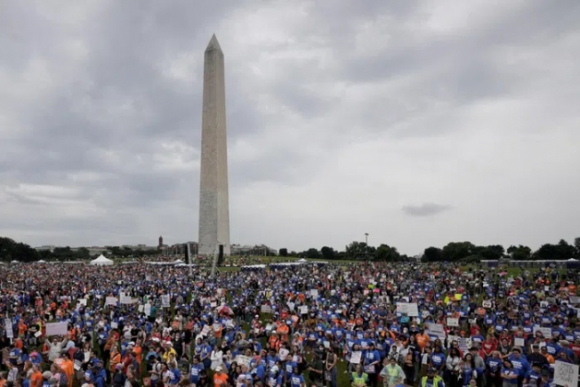 3 Hang Chuc Nghin Nguoi My Bieu Tinh Chong Bao Luc Sung Dan