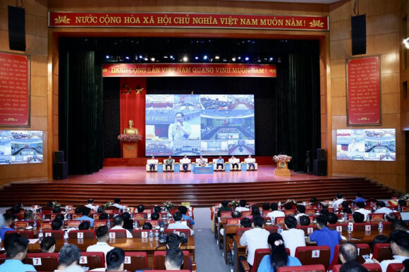 4 Thu Tuong Noi Ve Quyet Dinh Tang Luong Giai Quyet Doi Song Nguoi Lao Dong