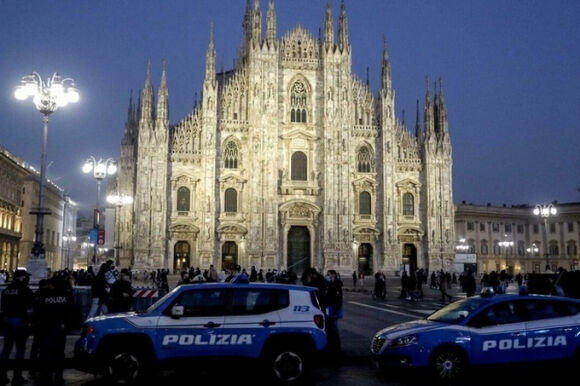 1 Du Khach Viet Bi Cuop Dong Ho 12 Ty Dong Khi Du Lich O Italy