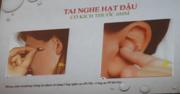 1 Giam Thi Coi Thi Vao Lop 10 O Ha Noi Canh Giac Thi Sinh Mieng Lam Bam