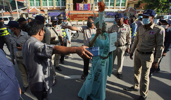 1 Toa An Campuchia Ket An Hon 60 Nguoi Am Muu Lat Do Chinh Phu