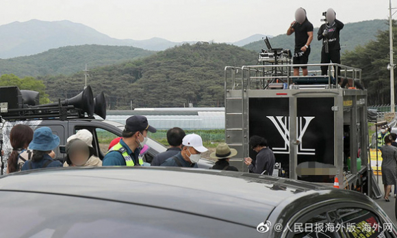 2 Cuu Tong Thong Han Quoc Moon Jae In Bi Youtuber Quay Ray Luc Ve Huu